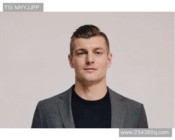 世界杯足球明星帅哥盘点他们的魅力与风采让球迷心动不已